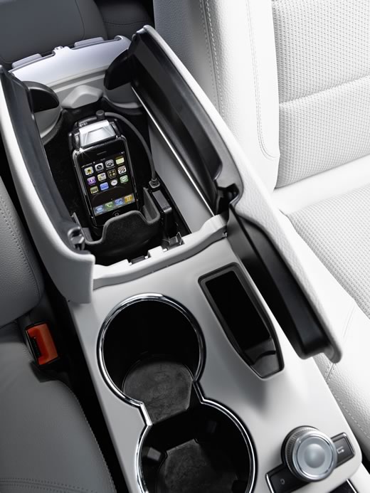 Mercedes-Benz integra el iPhone en varios de sus modelos