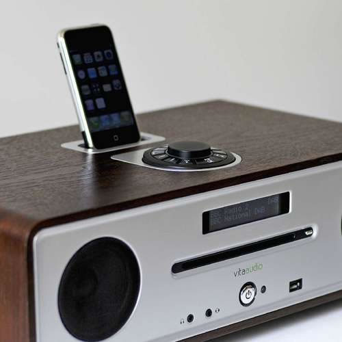 Sistema de audio integrado Vita Audio R4 con dock para iPod