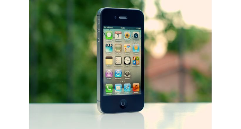 El iPhone 4s en la actualidad: 10 años que pesan más de la cuenta