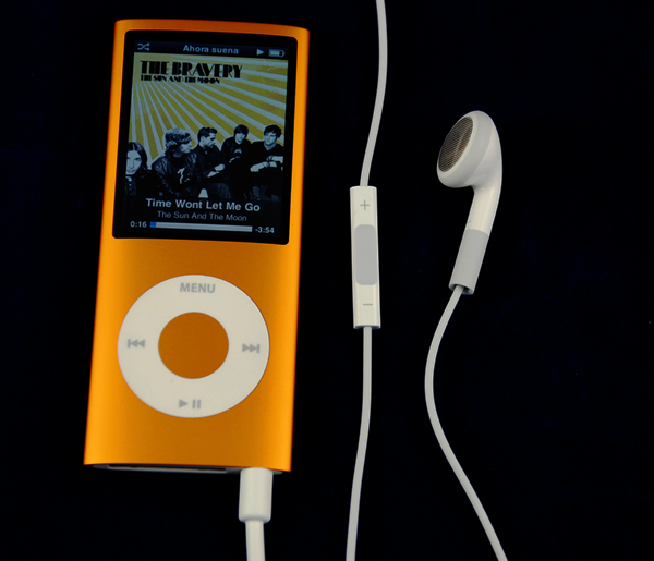 auriculares con mando a distancia y micrófono iPod nano