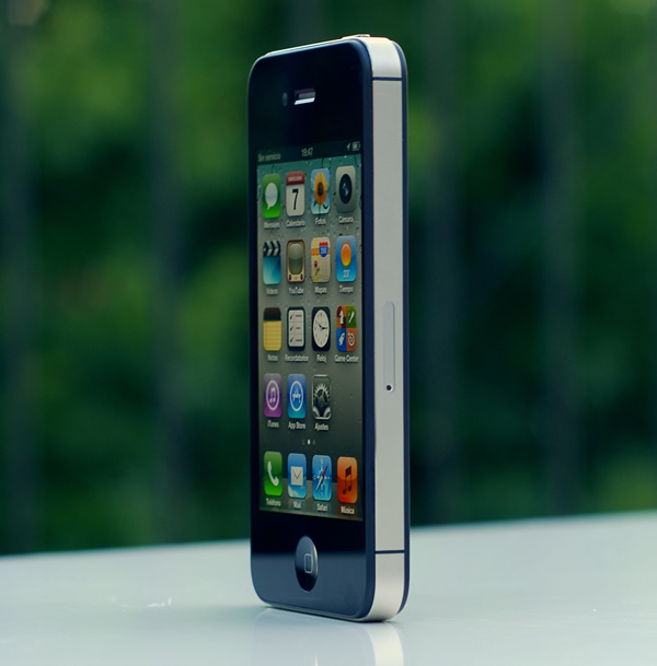 iPhone 4S bandeja micro-SIM